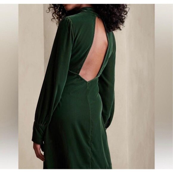 Banana Republic Green Velvet backless mini Dress - Picture 1 of 9